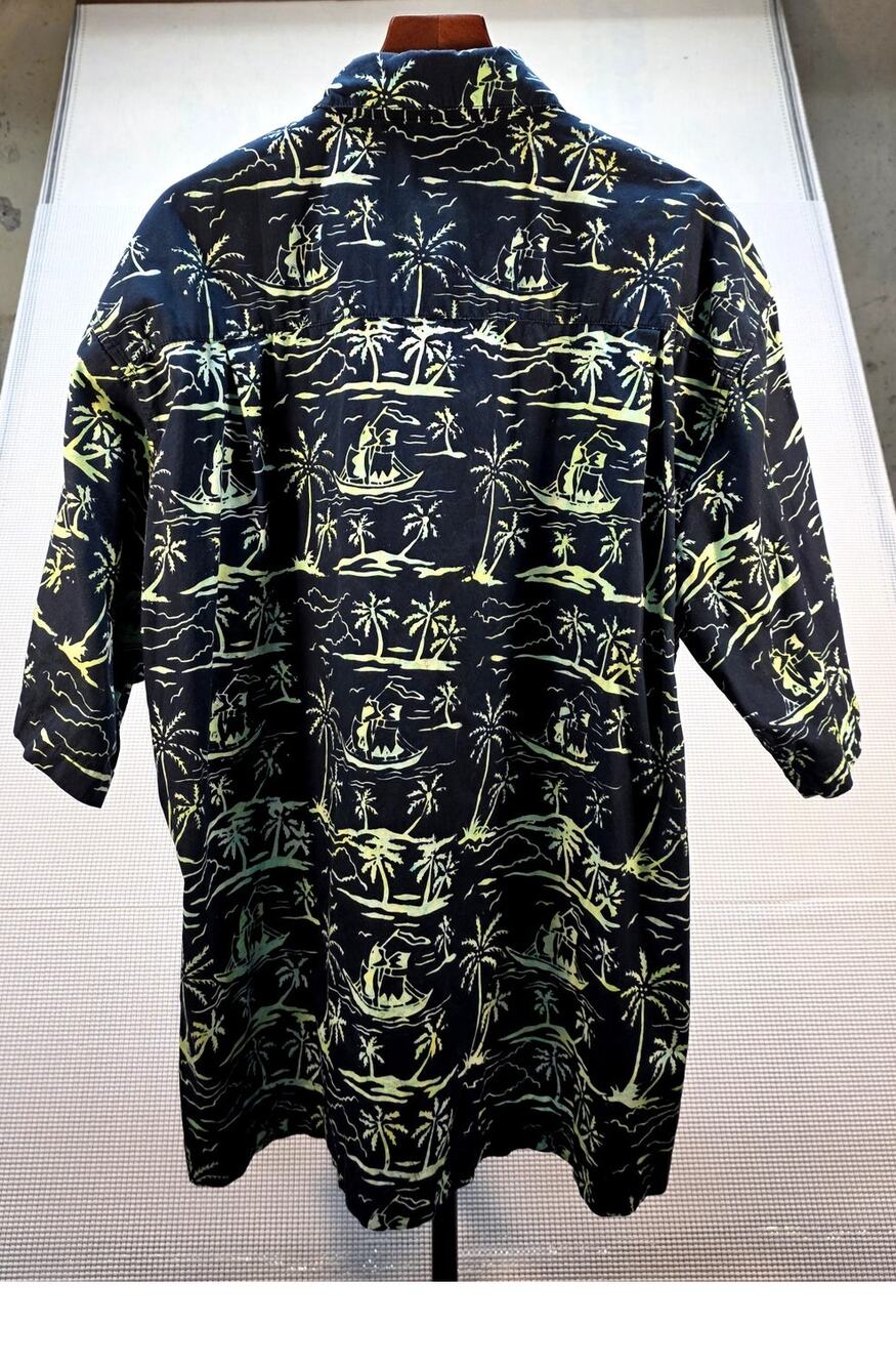 Johari West Mens 2XL Hawaiian Shirt Fiji Fiesta Dusk Batik Cotton Tropical Navy
